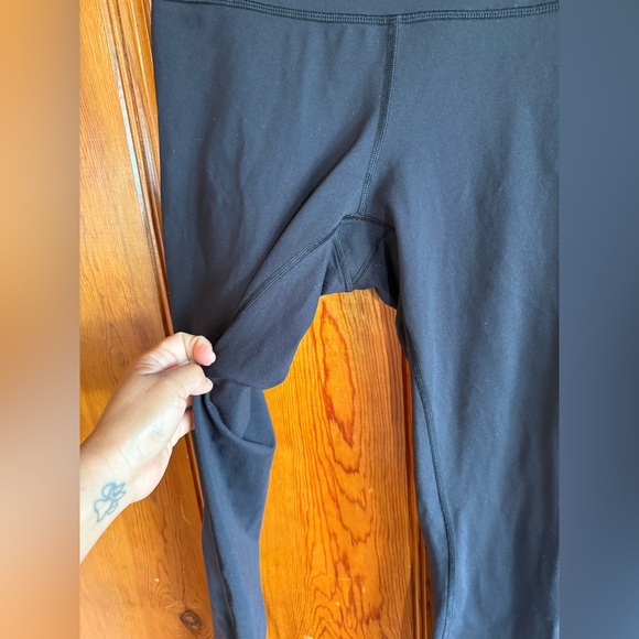 Lululemon leggings size 10 - Picture 5 of 13